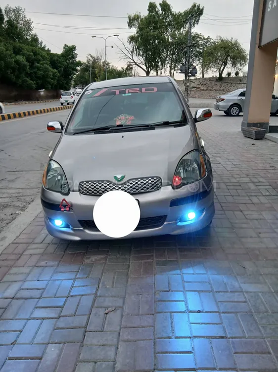 Toyota Vitz 2003 for Sale in Peshawar Image-1
