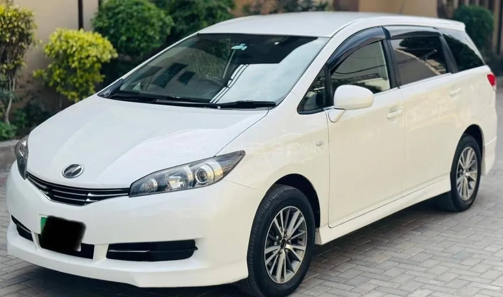 Toyota Wish 2014 for Sale in Faisalabad Image-1