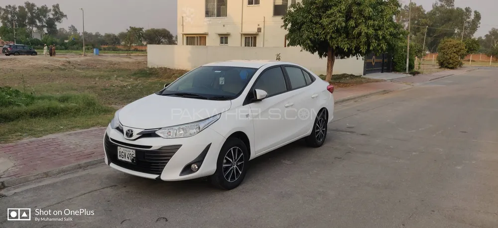 Toyota Yaris Sedan 2021 for Sale in Lahore Image-1