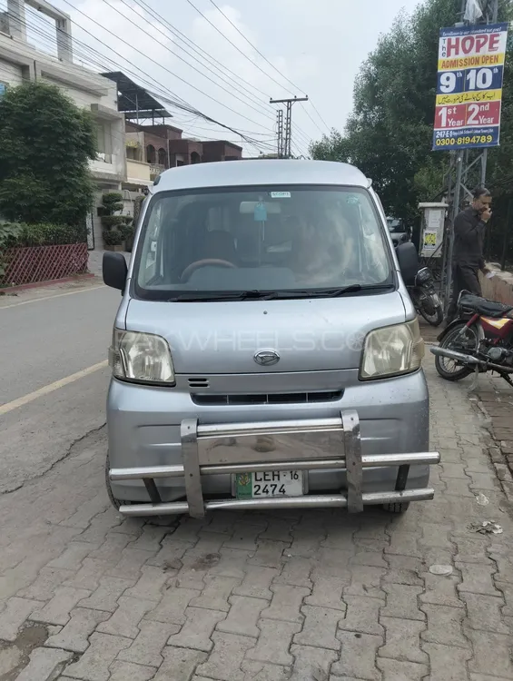 Daihatsu Hijet 2011 for Sale in Lahore Image-1