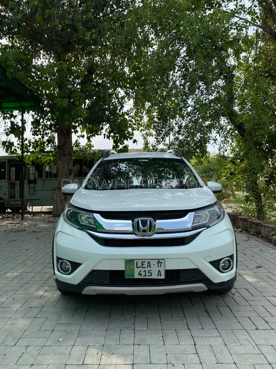 Honda BR-V 2017 for Sale in Lahore Image-1