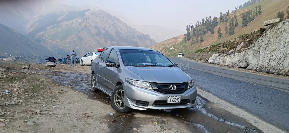 Honda City 2017 for Sale in Faisalabad Image-1