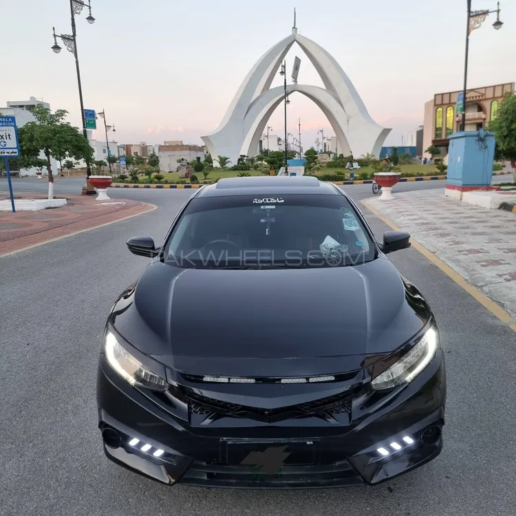 Honda Civic 2018 for Sale in Attock Image-1