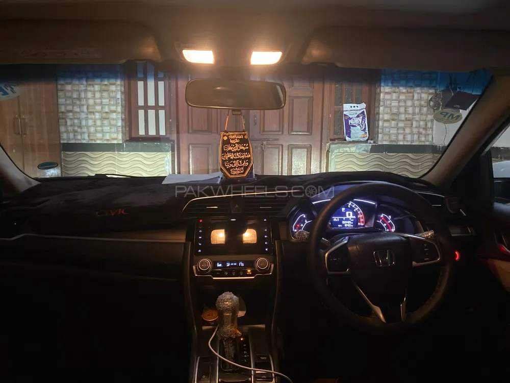 Honda Civic 2019 for Sale in Peshawar Image-1