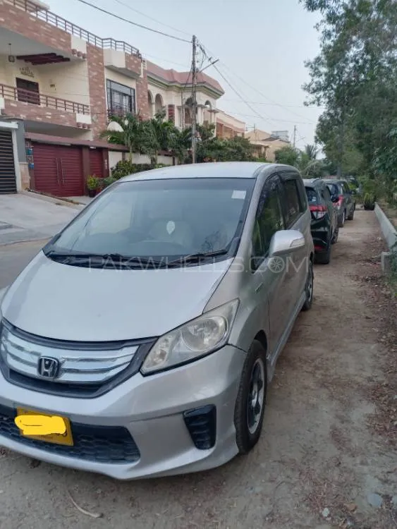 Honda Freed 2012 for Sale in Karachi Image-1