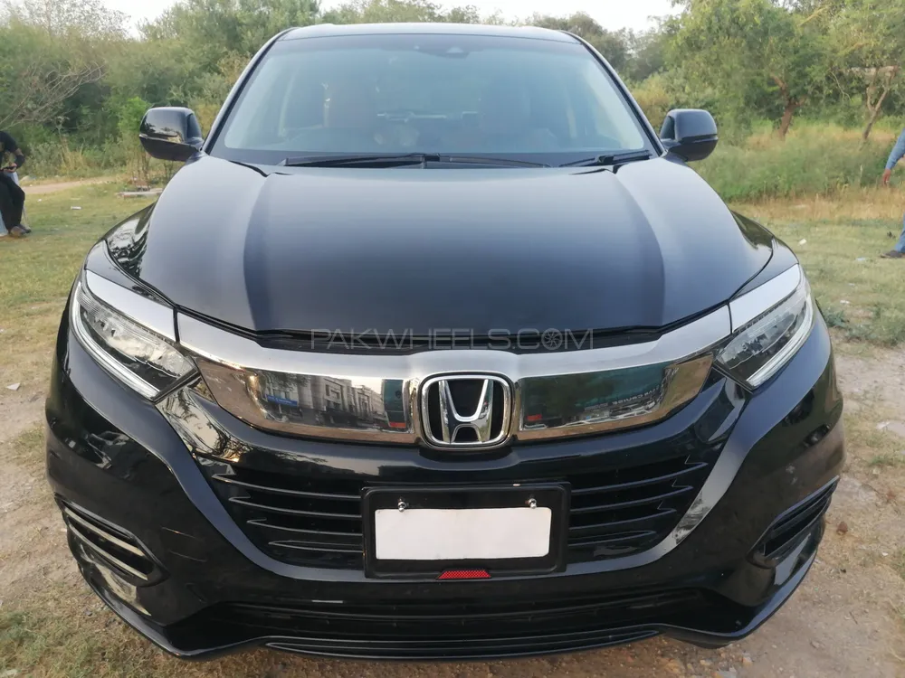 Honda Vezel 2018 for Sale in Islamabad Image-1