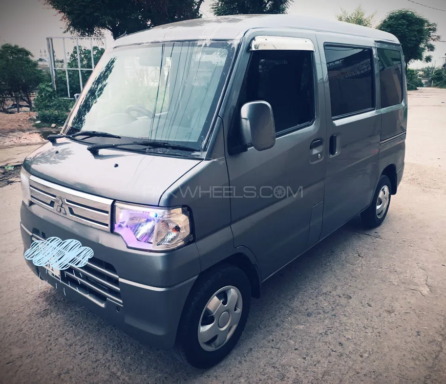 Mitsubishi Minicab 2013 for Sale in Rawalpindi Image-1