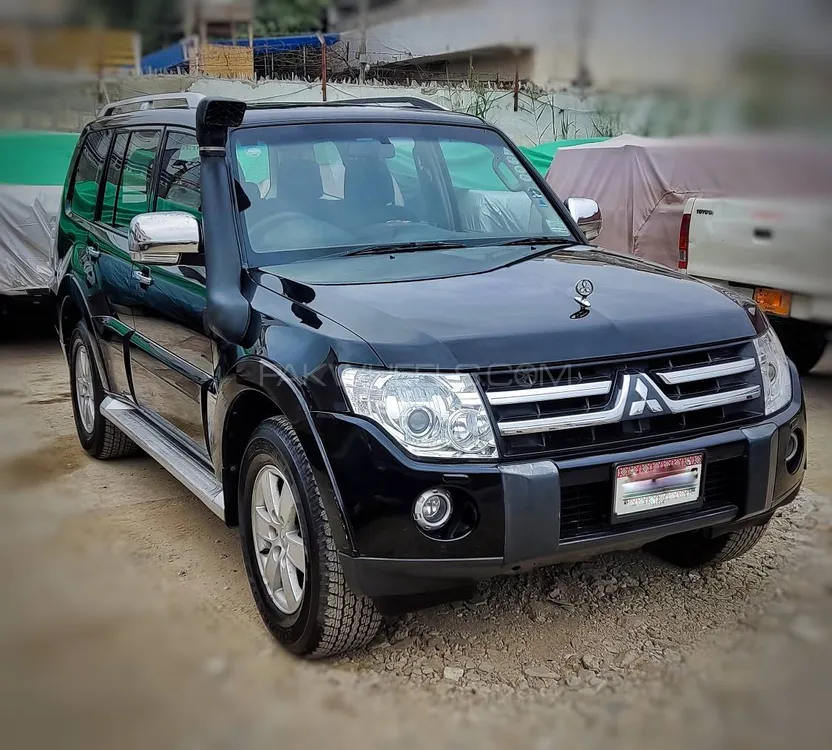 مٹسوبیشی پجیرو 2008 for Sale in کراچی Image-1
