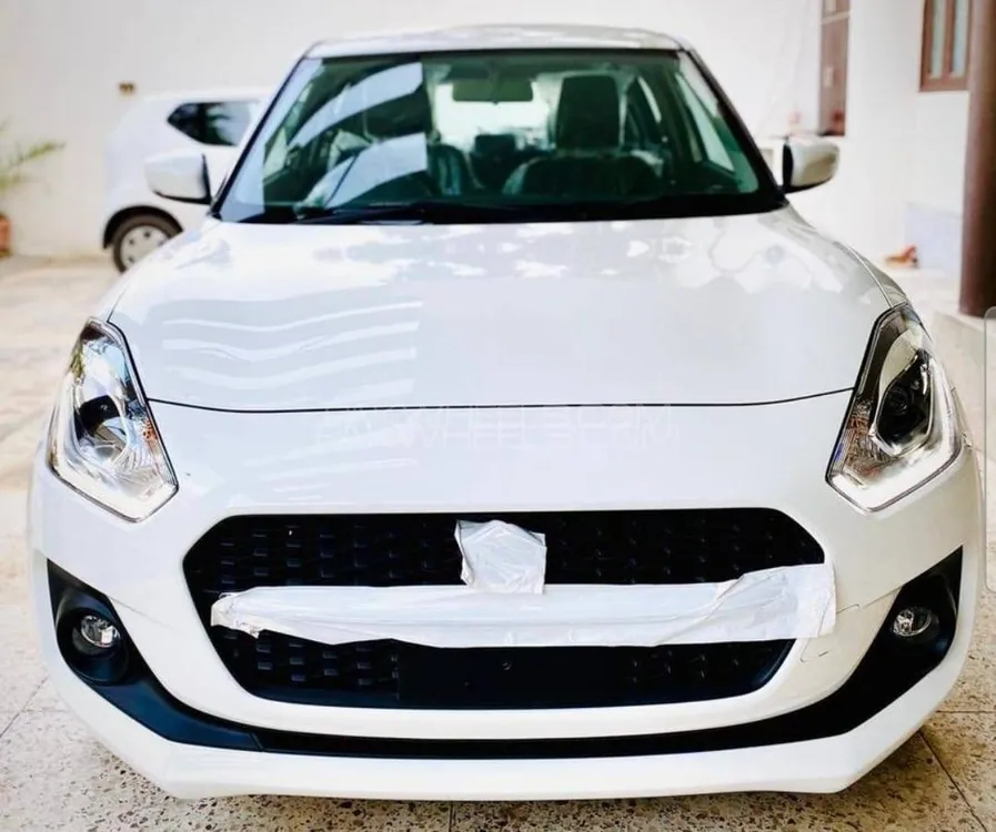 Suzuki Swift 2025 for Sale in Lahore Image-1