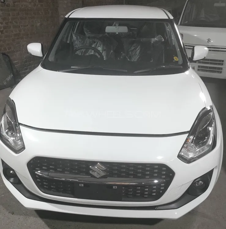Suzuki Swift 2025 for Sale in Gujranwala Image-1