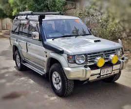 Mitsubishi Pajero Exceed Automatic 2.8D 1994 for Sale