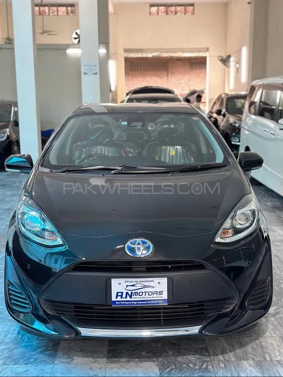 Toyota Aqua 2020 for Sale in Gujranwala Image-1