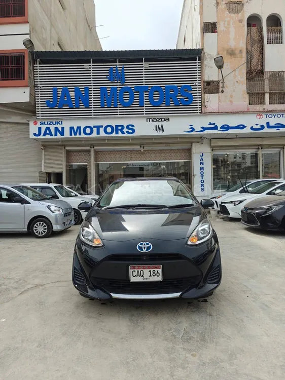 Toyota Aqua 2020 for Sale in Karachi Image-1