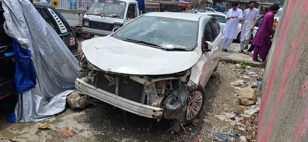 Toyota Corolla 2016 for Sale in Islamabad Image-1