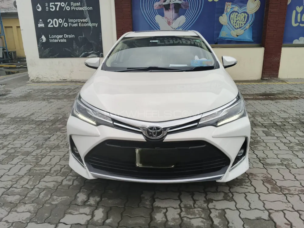Toyota Corolla 2021 for Sale in Lahore Image-1