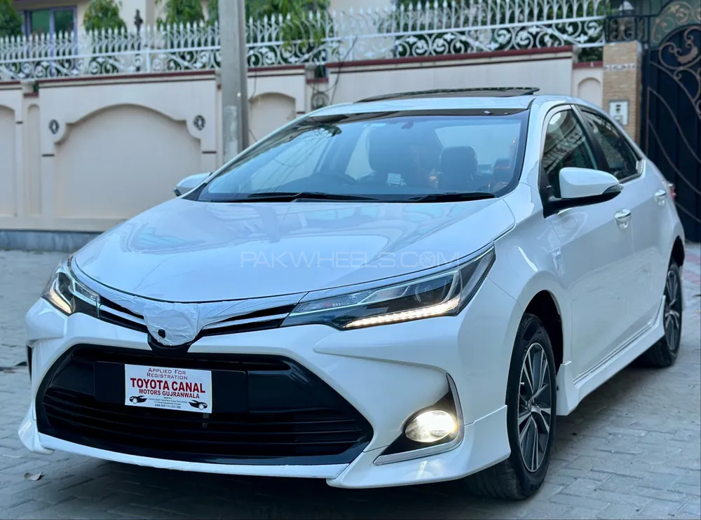 Toyota Corolla 2021 for Sale in Gujranwala Image-1