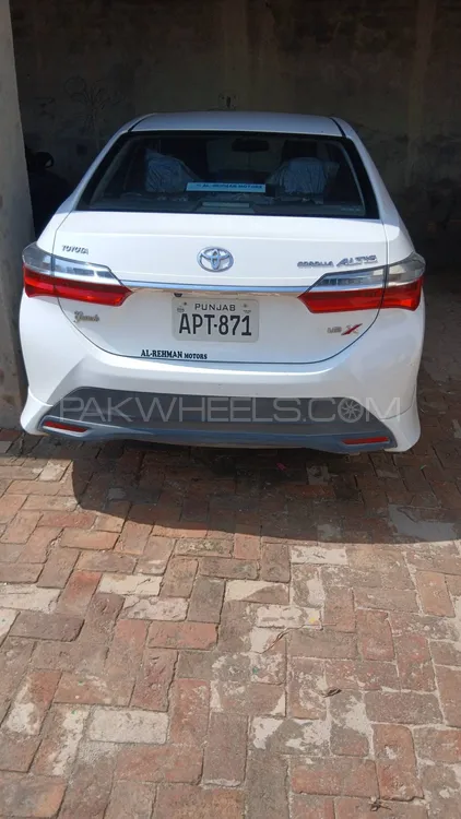 Toyota Corolla 2023 for Sale in Vehari Image-1
