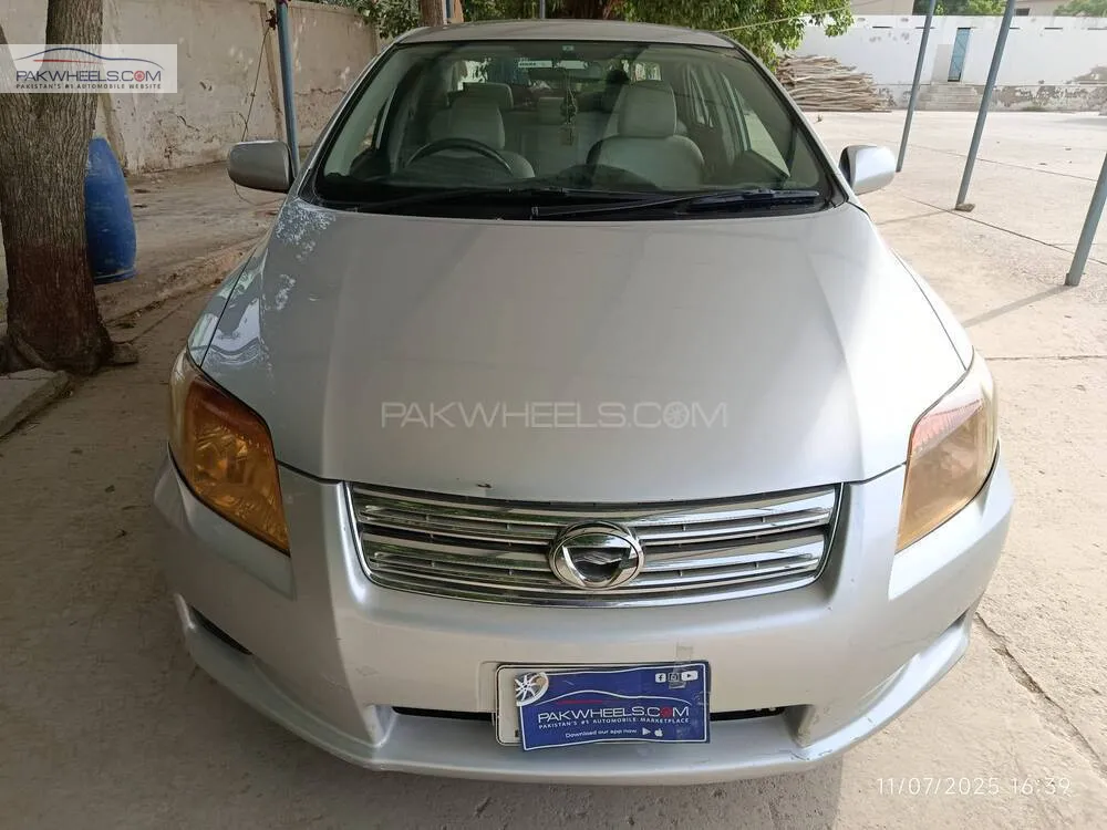 Toyota Corolla Axio 2007 for Sale in Karachi Image-1