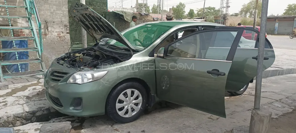 Toyota Corolla 2011 for Sale in Sargodha Image-1