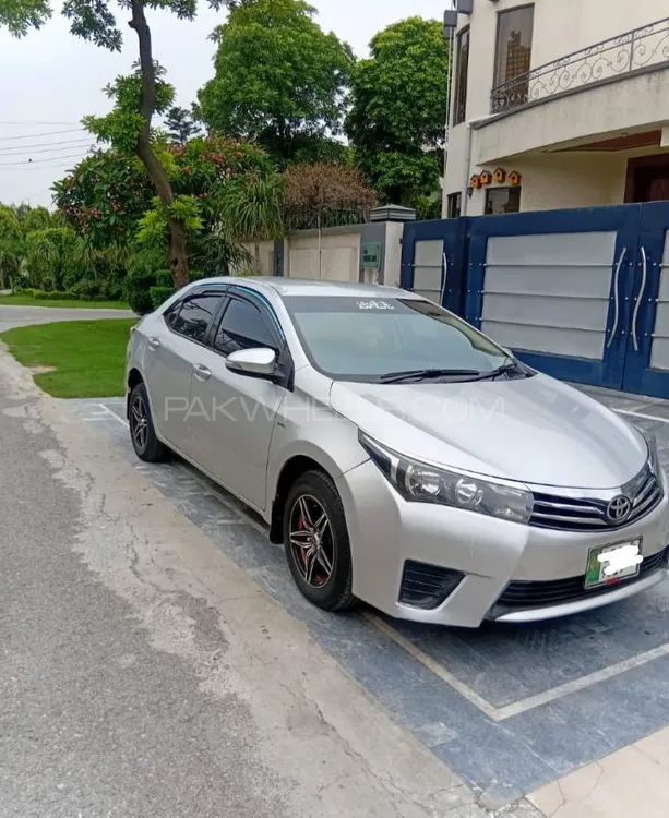 Toyota Corolla 2017 for Sale in Kasur Image-1