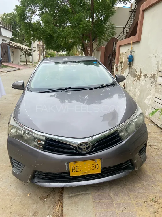 Toyota Corolla 2015 for Sale in Karachi Image-1