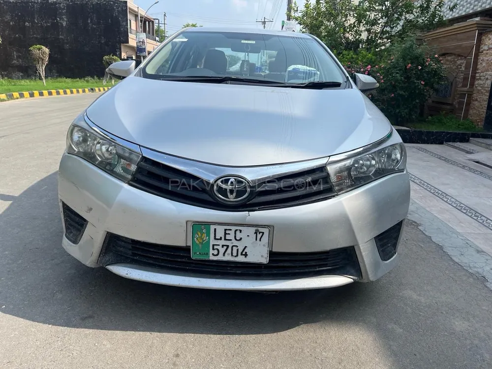 Toyota Corolla 2017 for Sale in Lahore Image-1