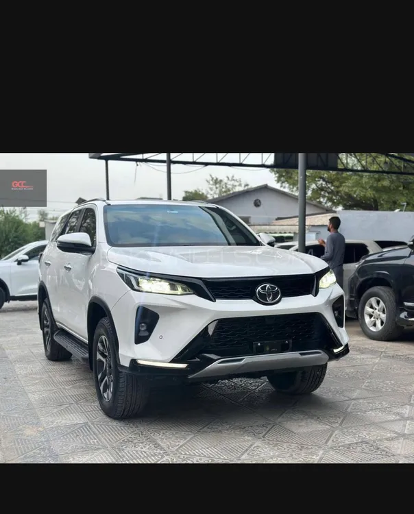 Toyota Fortuner 2023 for Sale in Islamabad Image-1