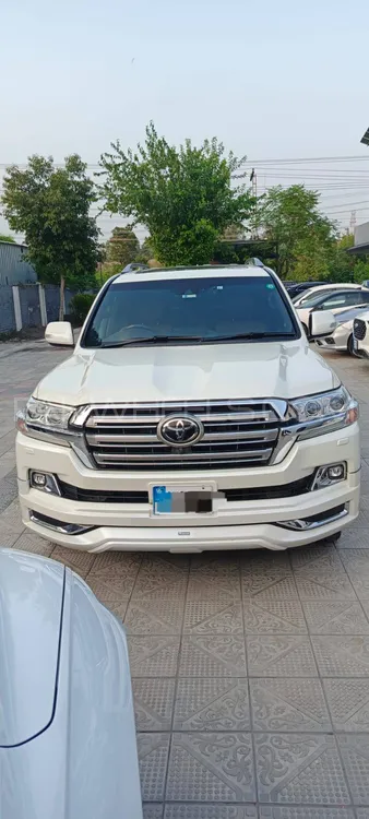 ٹویوٹا لینڈ کروزر 2017 for Sale in اسلام آباد Image-1