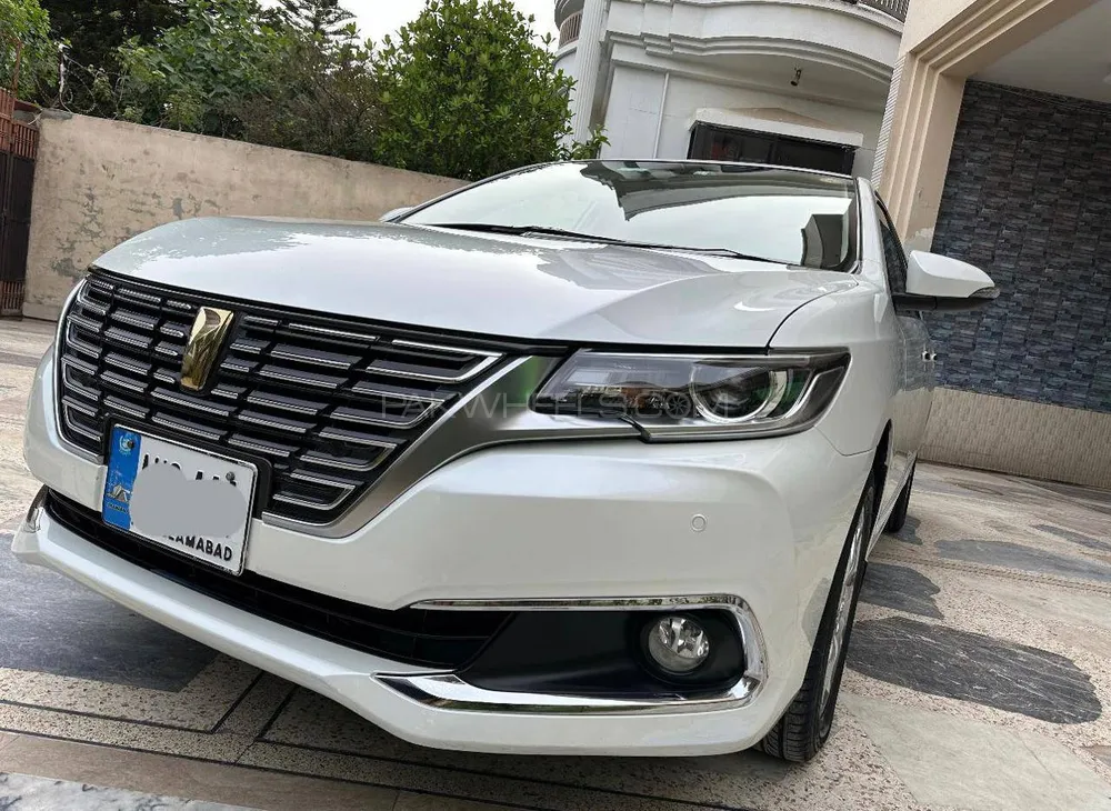 Toyota Premio 2018 for Sale in Swatmingora Image-1
