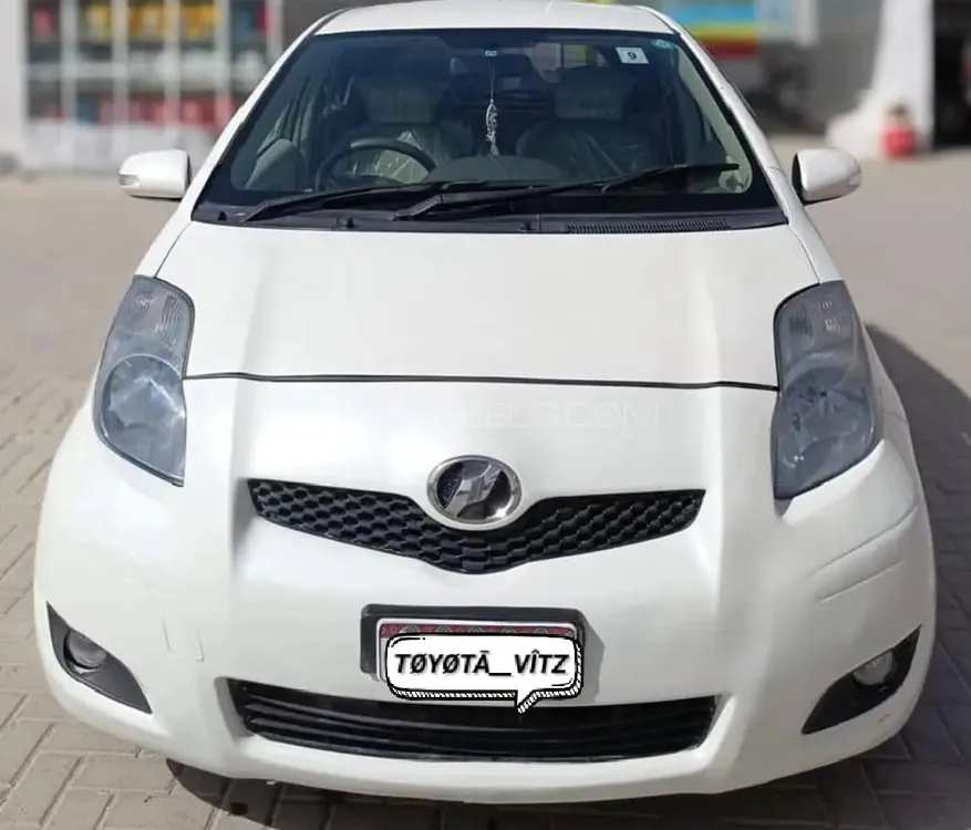 Toyota Vitz 2010 for Sale in Quetta Image-1