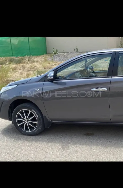 Toyota Yaris Sedan 2021 for Sale in Karachi Image-1