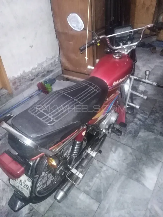 Unique Xtreme UD 70 2014 for Sale Image-1