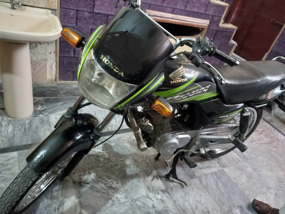 Honda CG 125 Deluxe 2016 for Sale Image-1