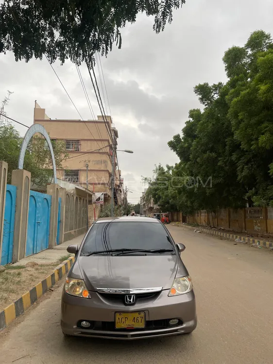 Honda City 2004 for Sale in Karachi Image-1