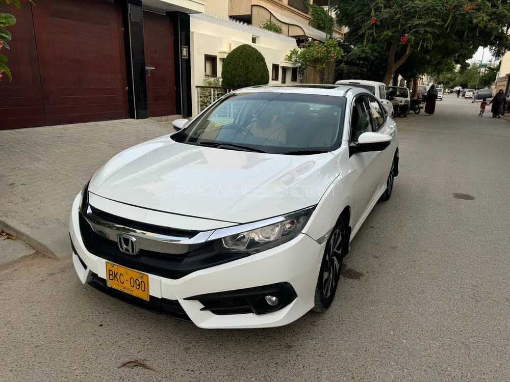 Honda Civic 2017 for Sale in Karachi Image-1