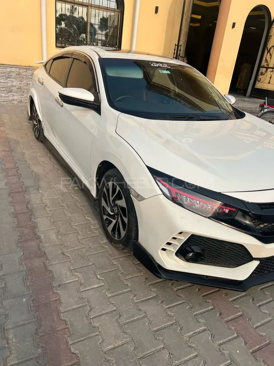 Honda Civic 2017 for Sale in Faisalabad Image-1