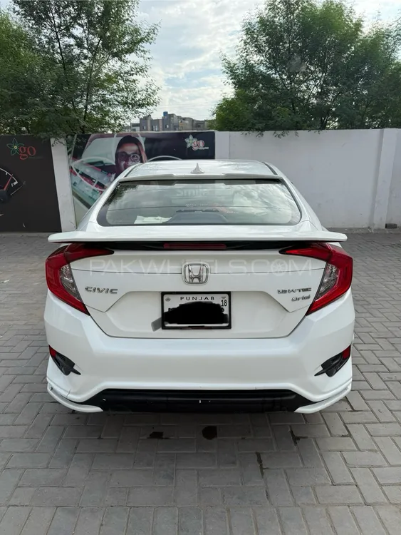 Honda Civic 2018 for Sale in Lahore Image-1