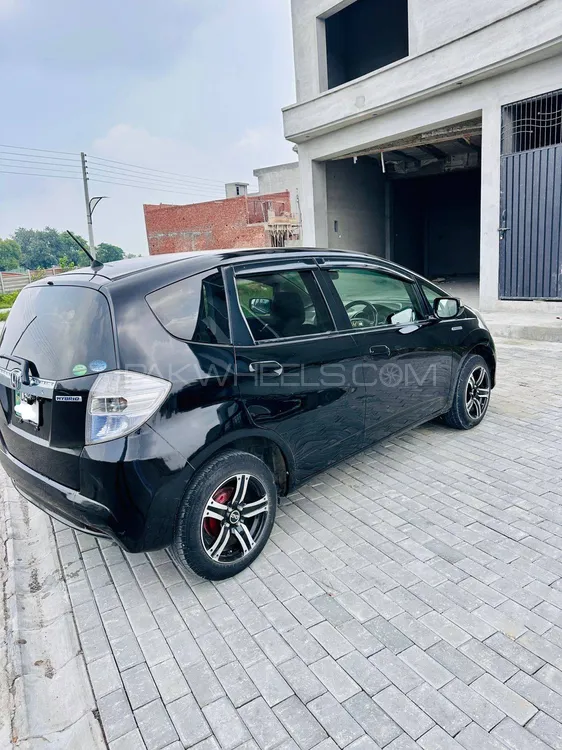 Honda Fit 2013 for Sale in Sialkot Image-1