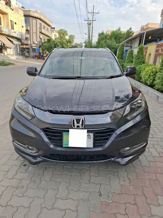 Honda Vezel 2014 for Sale in Lahore Image-1