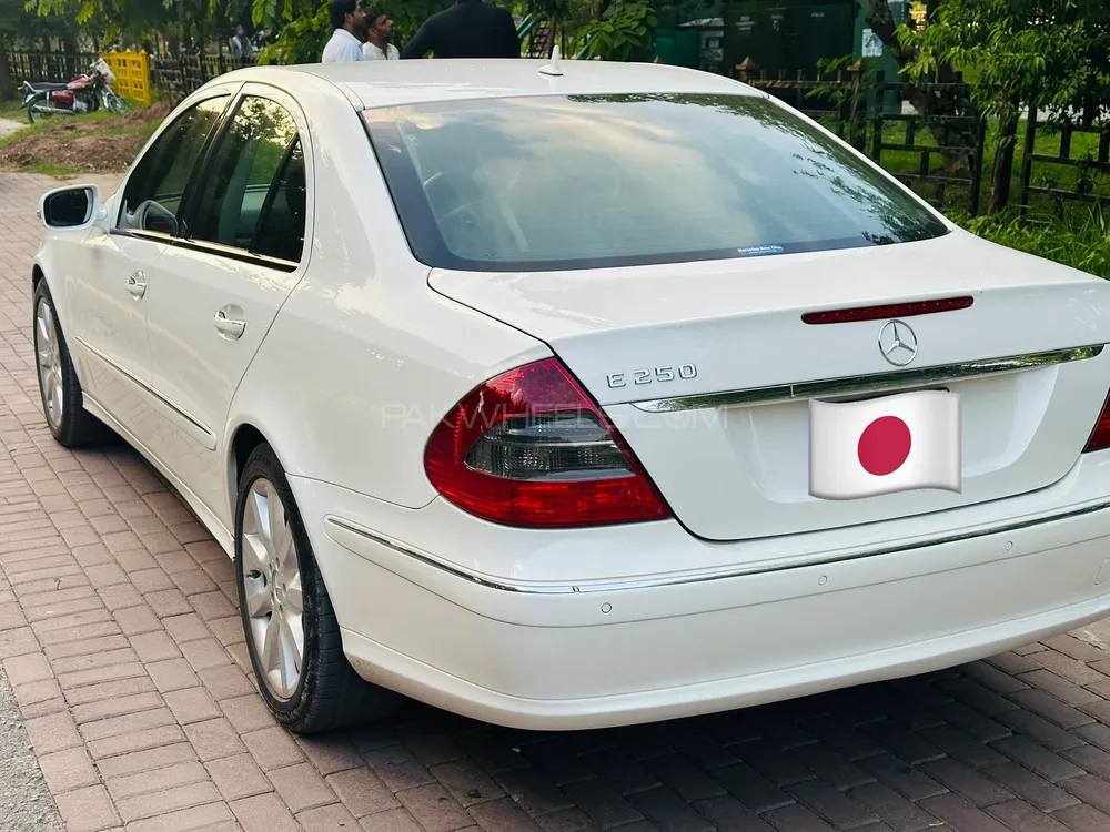 Mercedes Benz E Class 2007 for Sale in Islamabad Image-1