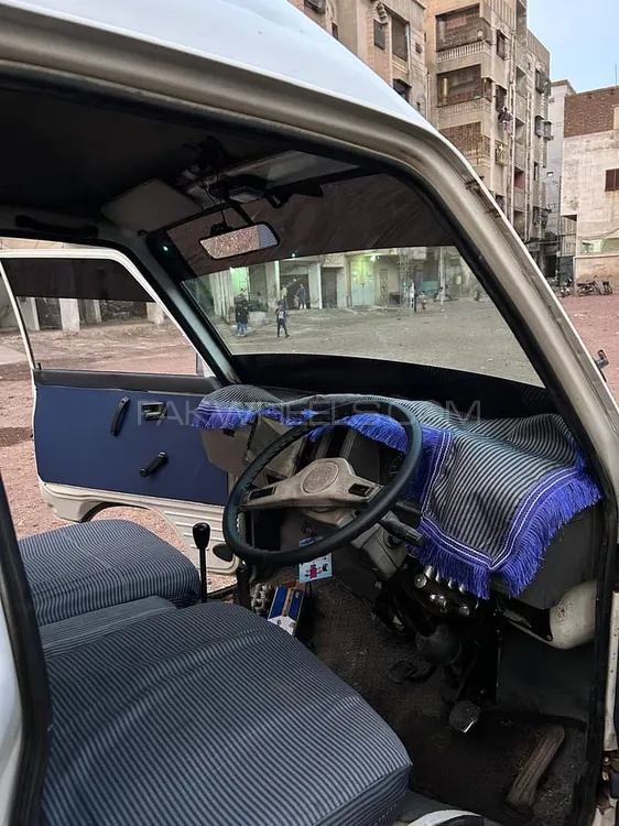Suzuki Bolan 2011 for Sale in Hyderabad Image-1