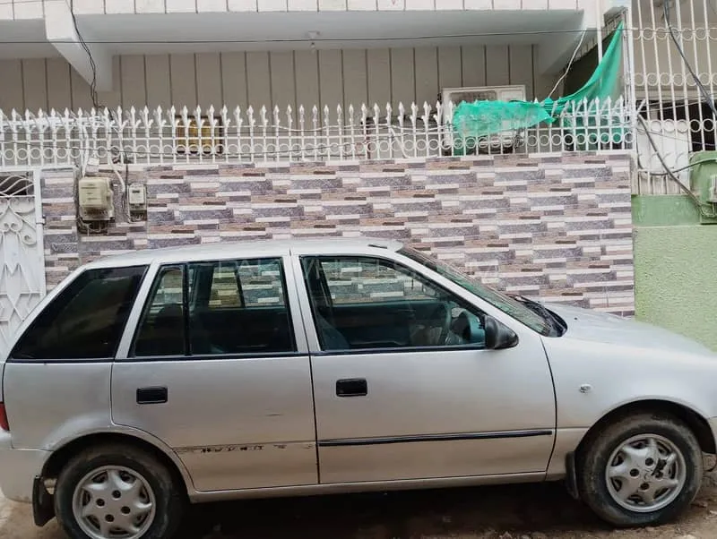 Suzuki Cultus 2002 for Sale in Karachi Image-1