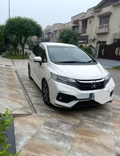 Honda Fit 1.5 Hybrid S Package 2016 for Sale