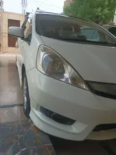 Honda Fit Shuttle Hybrid 2016 for Sale