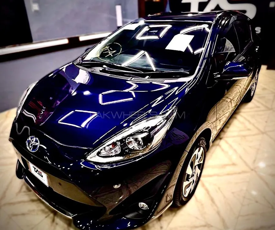 Toyota Aqua 2020 for Sale in Karachi Image-1