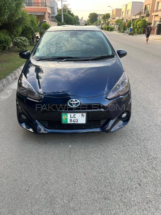 Toyota Aqua 2016 for Sale in Lahore Image-1