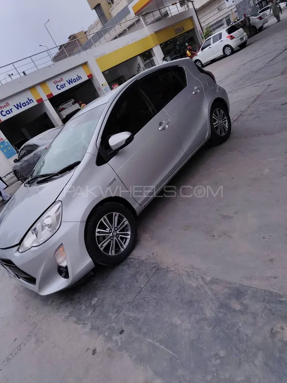 Toyota Aqua 2015 for Sale in Peshawar Image-1