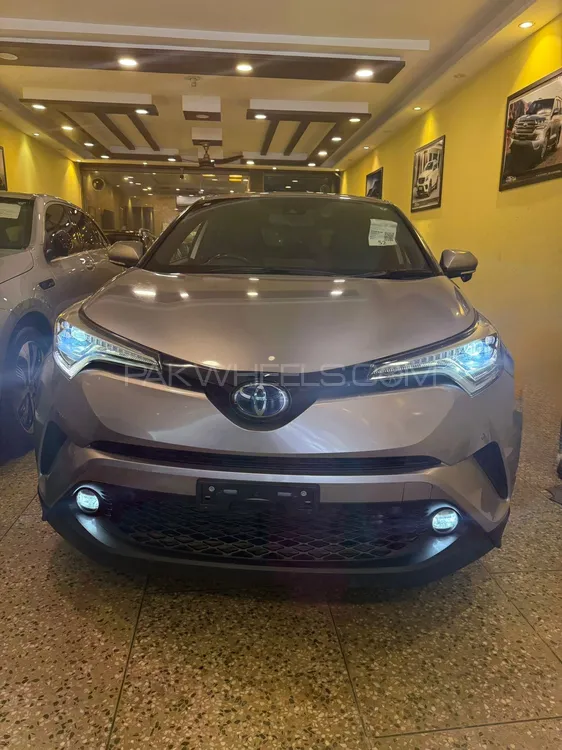 Toyota C-HR 2019 for Sale in Lahore Image-1