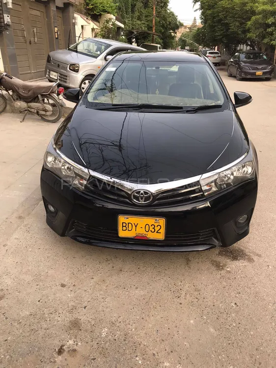 Toyota Corolla 2015 for Sale in Karachi Image-1