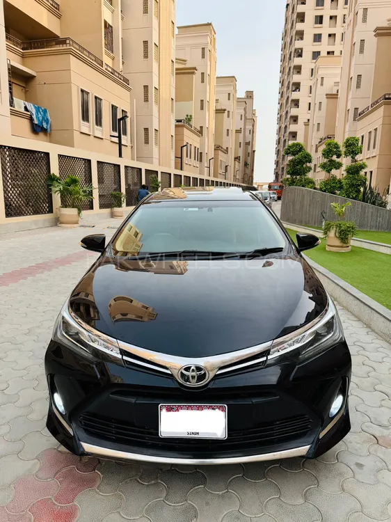 Toyota Corolla 2018 for Sale in Karachi Image-1